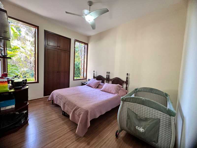 Casa de Condomínio à venda com 4 quartos, 359m² - Foto 16