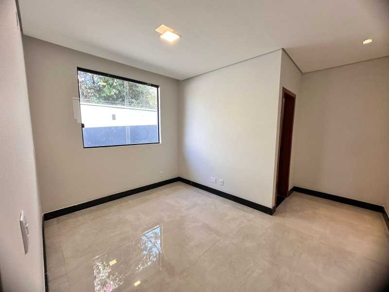 Casa à venda com 3 quartos, 100m² - Foto 8