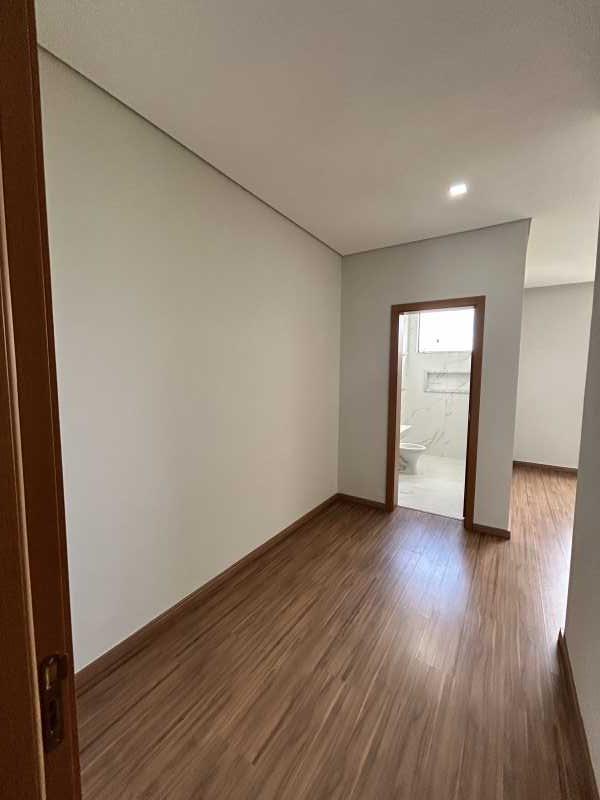 Casa à venda com 3 quartos, 135m² - Foto 8