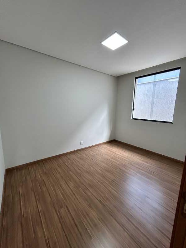 Casa à venda com 4 quartos, 186m² - Foto 9