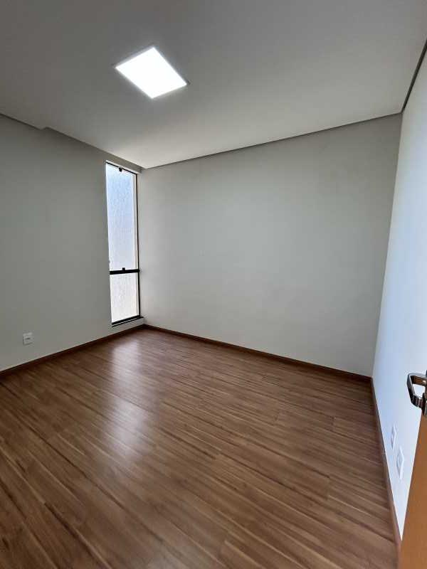 Casa à venda com 4 quartos, 177m² - Foto 10