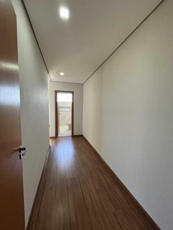 Casa à venda com 3 quartos, 119m² - Foto 11