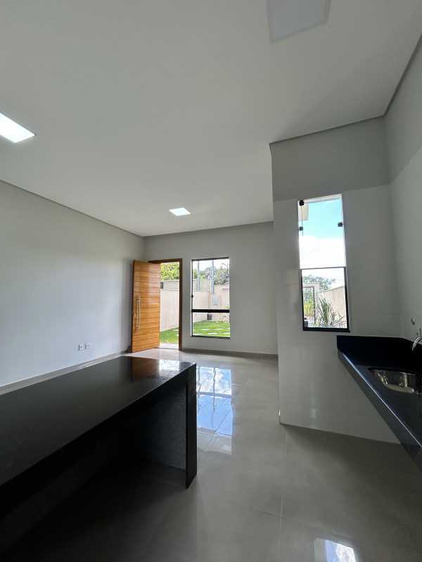 Casa à venda com 3 quartos, 94m² - Foto 6