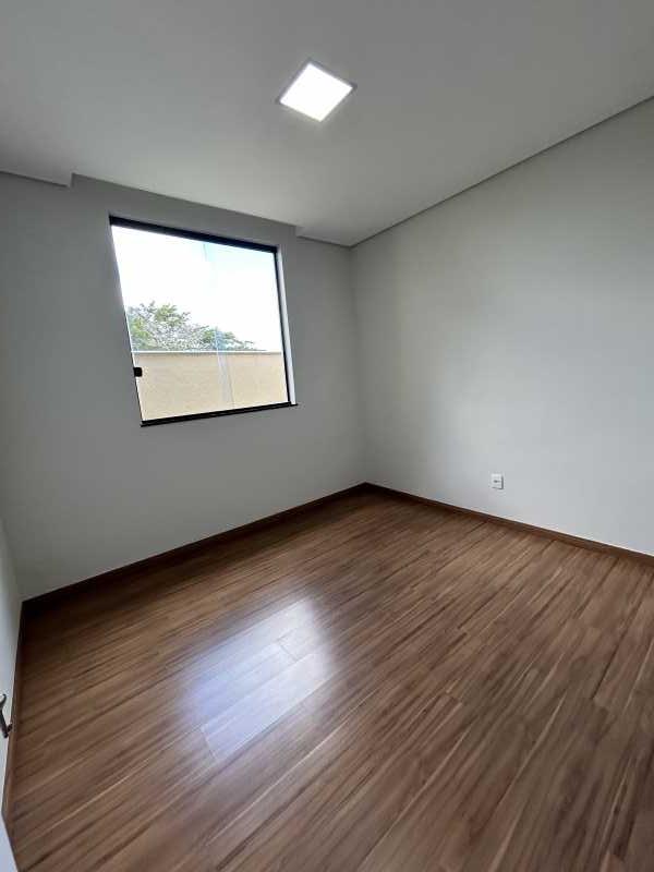 Casa à venda com 3 quartos, 94m² - Foto 7