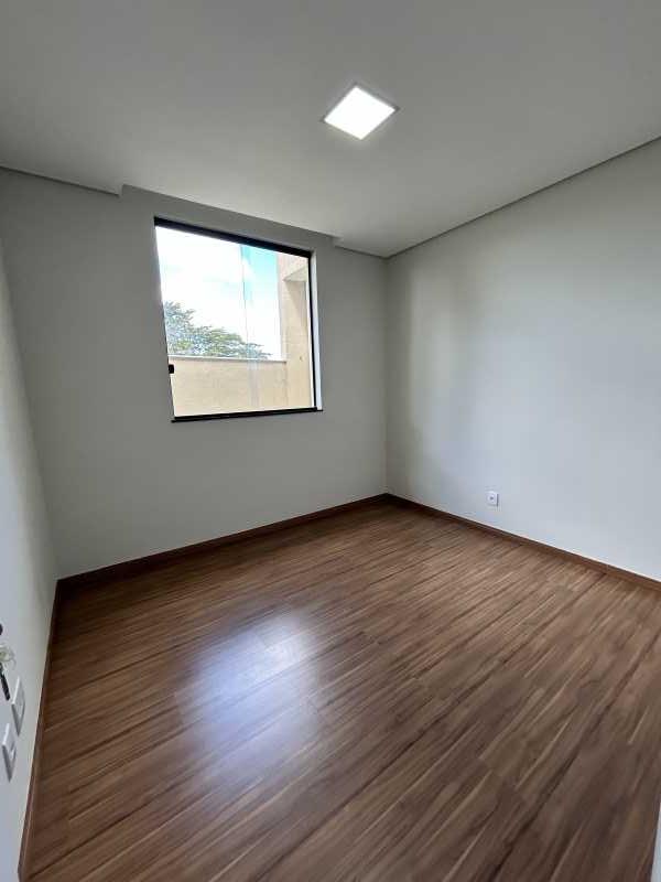 Casa à venda com 3 quartos, 94m² - Foto 10