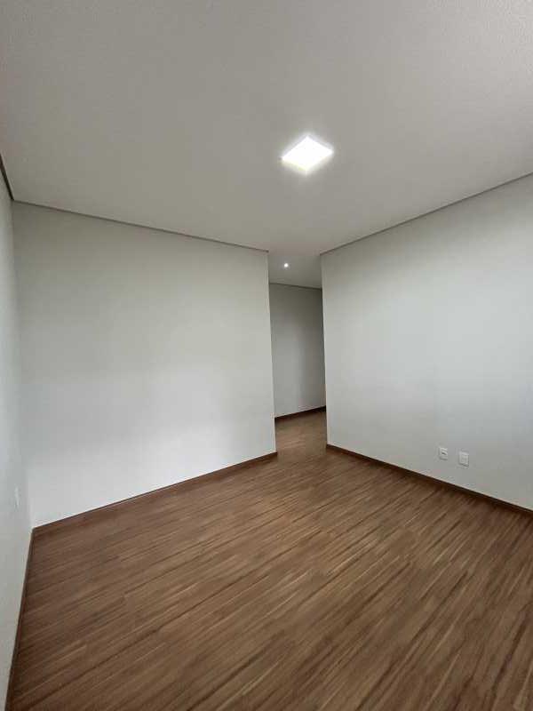 Casa à venda com 3 quartos, 97m² - Foto 11