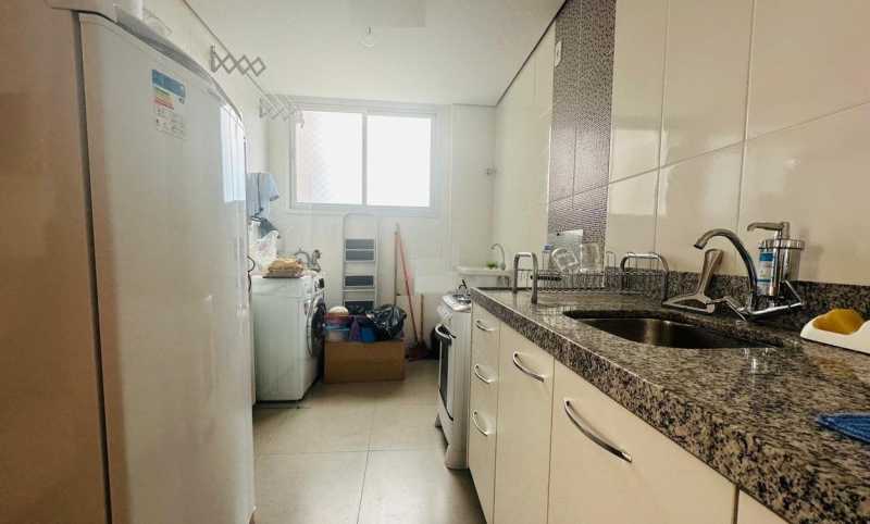 Apartamento à venda com 2 quartos, 57m² - Foto 4