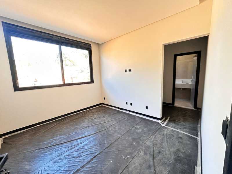 Casa de Condomínio à venda com 4 quartos, 440m² - Foto 10