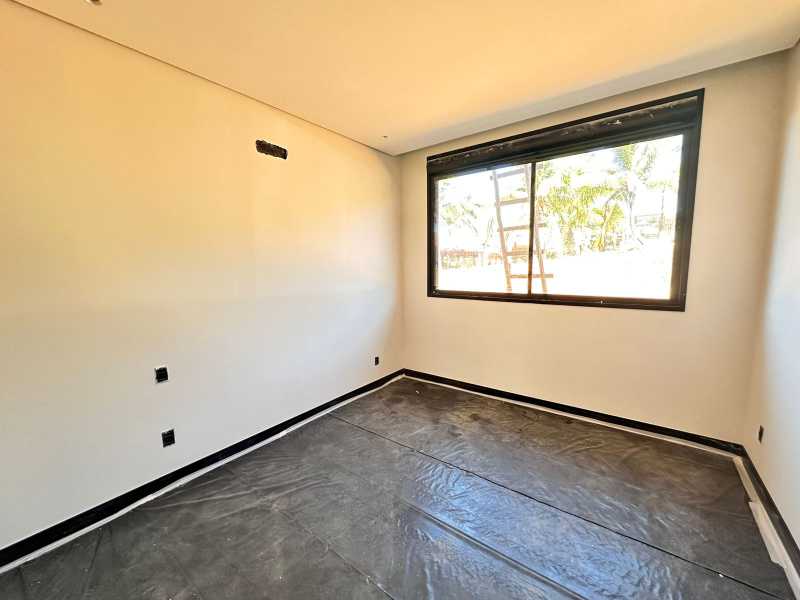 Casa de Condomínio à venda com 4 quartos, 440m² - Foto 16