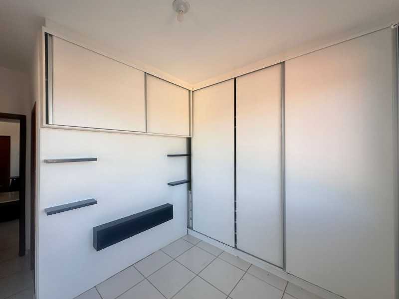 Apartamento à venda com 2 quartos, 61m² - Foto 4