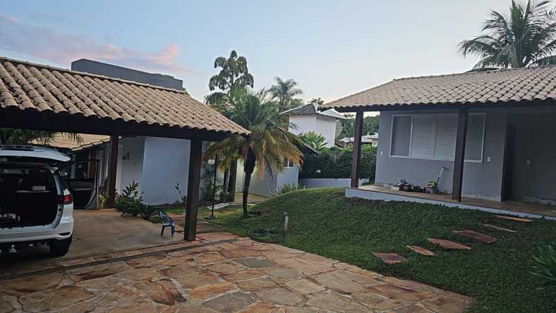 Casa de Condomínio à venda com 3 quartos, 398m² - Foto 14