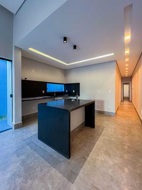 Casa à venda com 3 quartos, 123m² - Foto 5