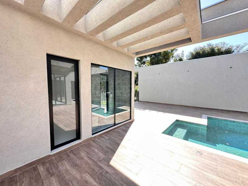 Casa de Condomínio à venda com 4 quartos, 278m² - Foto 22