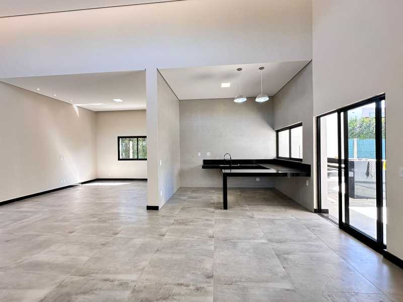 Casa de Condomínio à venda com 4 quartos, 265m² - Foto 15