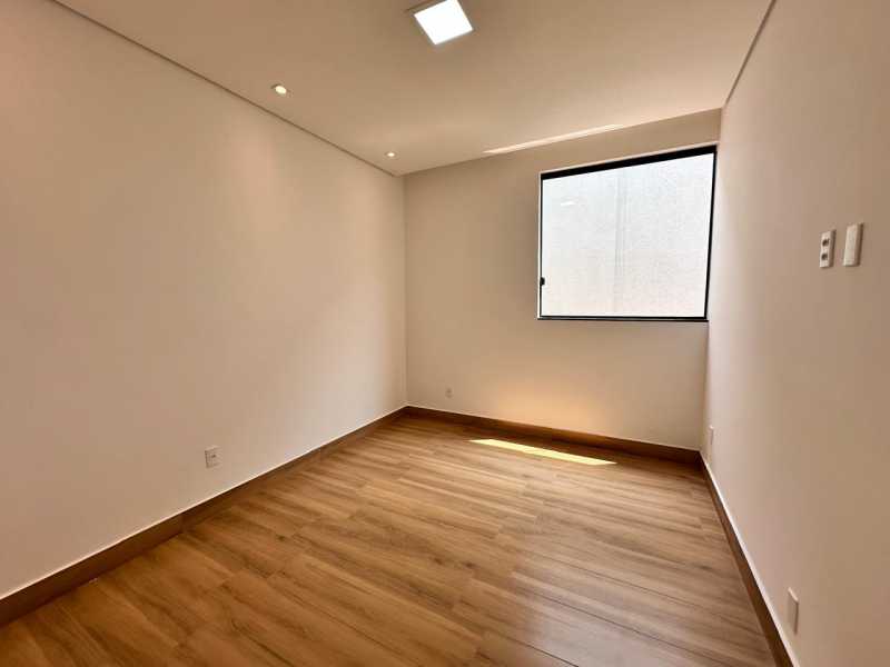 Casa à venda com 3 quartos, 125m² - Foto 13