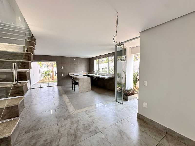 Casa à venda com 3 quartos, 142m² - Foto 15