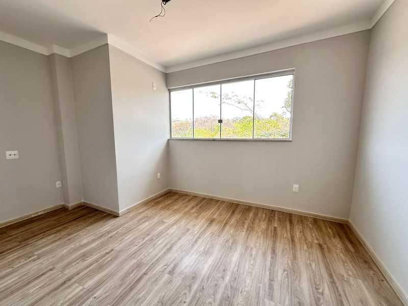 Casa à venda com 3 quartos, 142m² - Foto 8