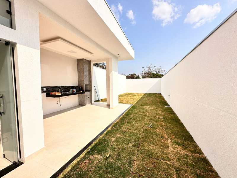 Casa à venda com 3 quartos, 135m² - Foto 13