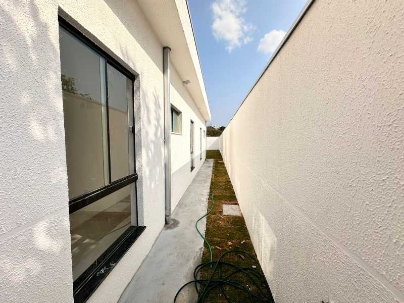 Casa à venda com 3 quartos, 135m² - Foto 14