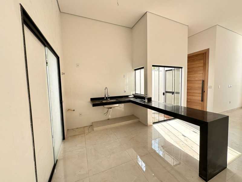 Casa à venda com 3 quartos, 135m² - Foto 15