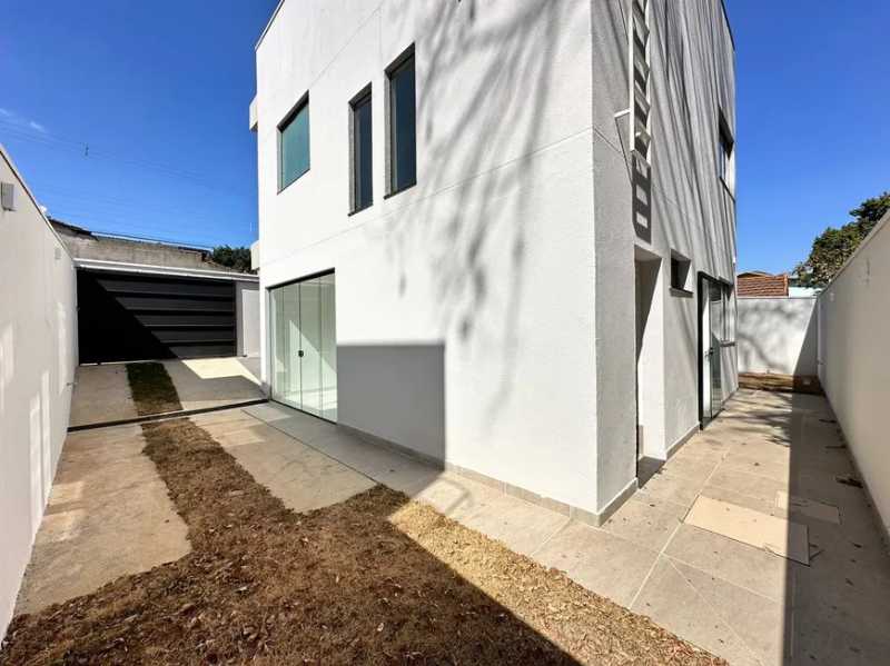 Casa à venda com 3 quartos, 120m² - Foto 19