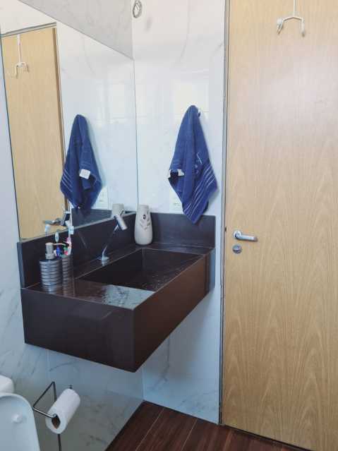 Apartamento à venda com 2 quartos, 55m² - Foto 11