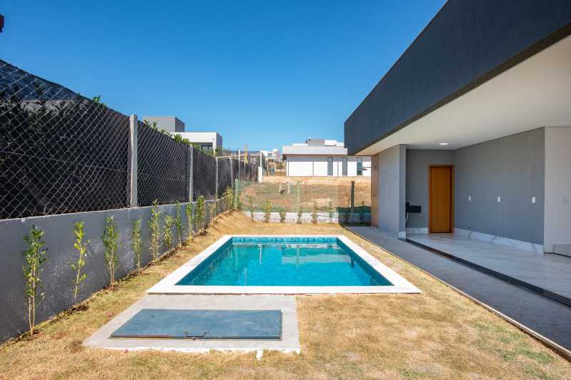 Casa de Condomínio à venda com 4 quartos, 247m² - Foto 11