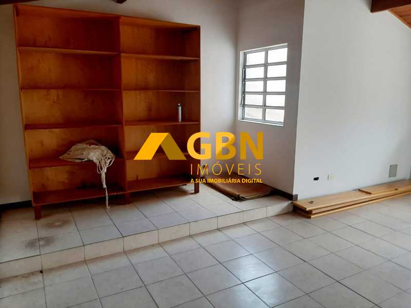 Casa de Condomínio à venda com 3 quartos, 270m² - Foto 19