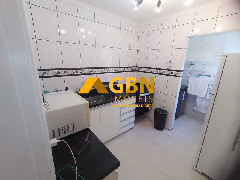 Apartamento à venda com 2 quartos, 58m² - Foto 18