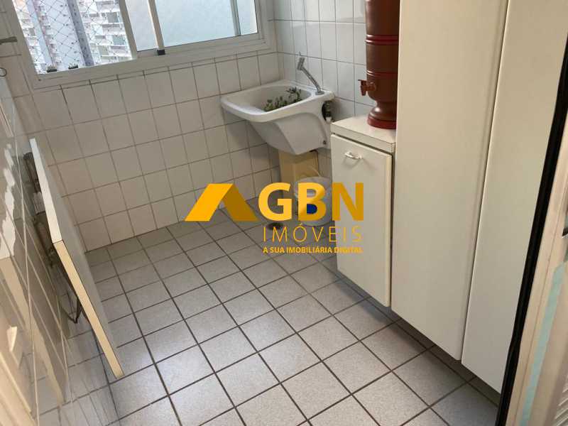 Apartamento à venda com 2 quartos, 65m² - Foto 16