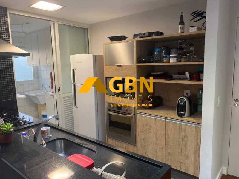 Apartamento à venda com 2 quartos, 65m² - Foto 12