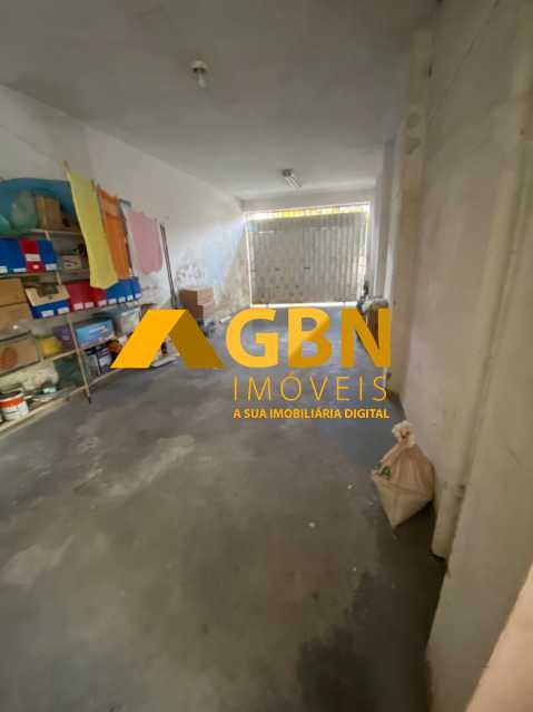 Casa Comercial para alugar com 4 quartos, 300m² - Foto 17