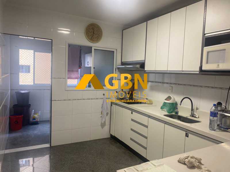 Apartamento para alugar com 2 quartos, 139m² - Foto 7