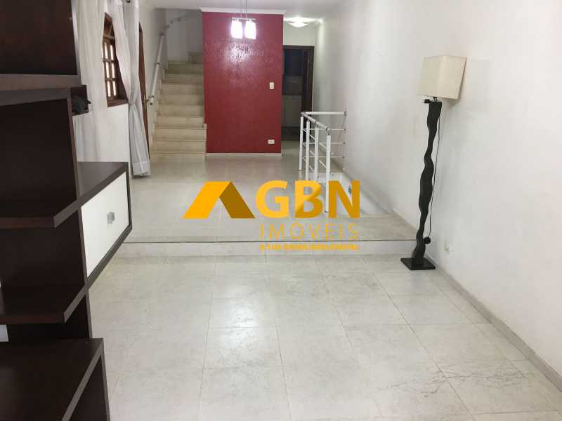 Casa à venda e aluguel com 3 quartos, 180m² - Foto 12