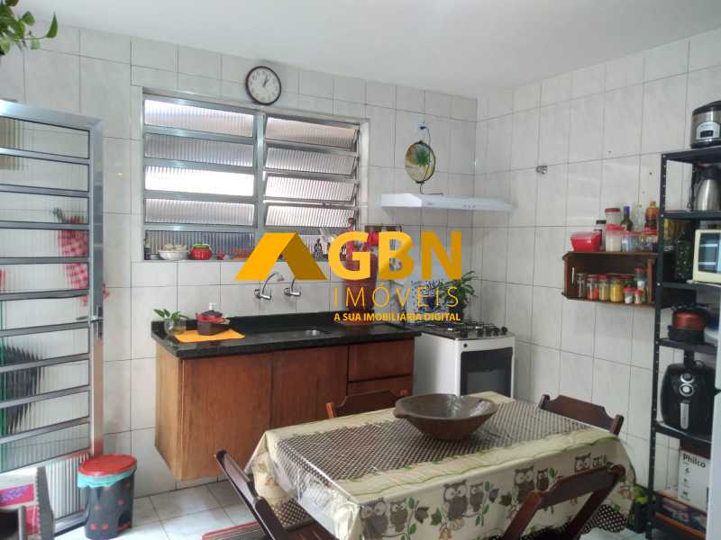 Casa à venda com 2 quartos, 140m² - Foto 15