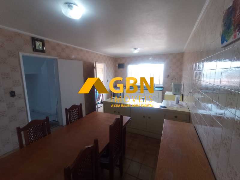 Casa, 3 quartos, 250 m² - Foto 19