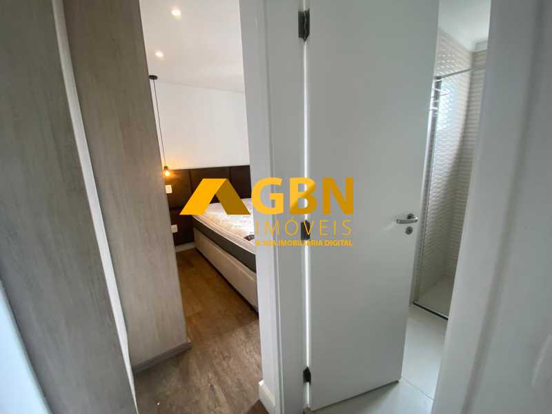 Apartamento para alugar com 2 quartos, 75m² - Foto 18