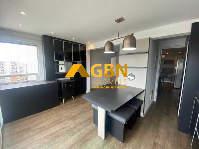 Apartamento para alugar com 2 quartos, 75m² - Foto 7