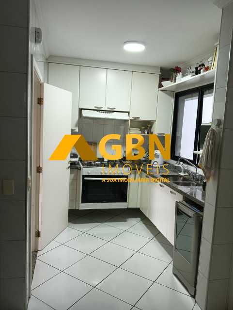 Apartamento à venda e aluguel com 4 quartos, 156m² - Foto 8