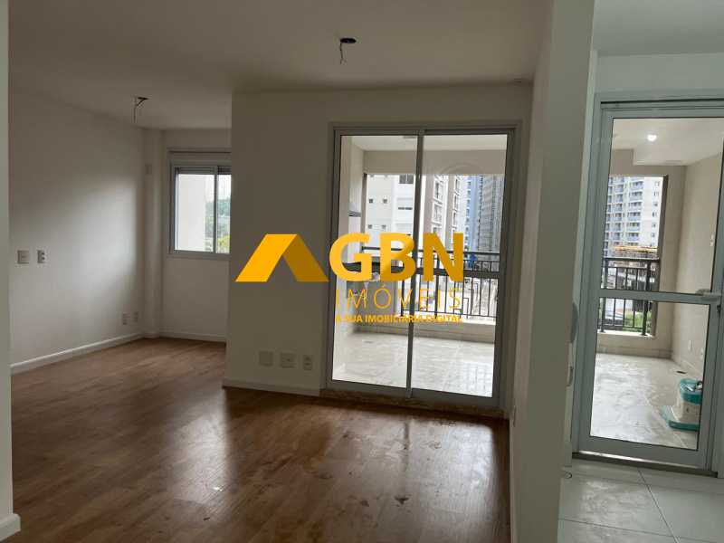 Apartamento para alugar com 2 quartos, 76m² - Foto 19
