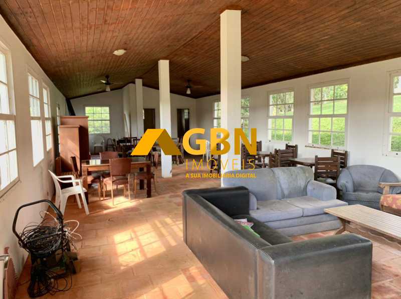 Chácara à venda com 6 quartos, 600m² - Foto 4