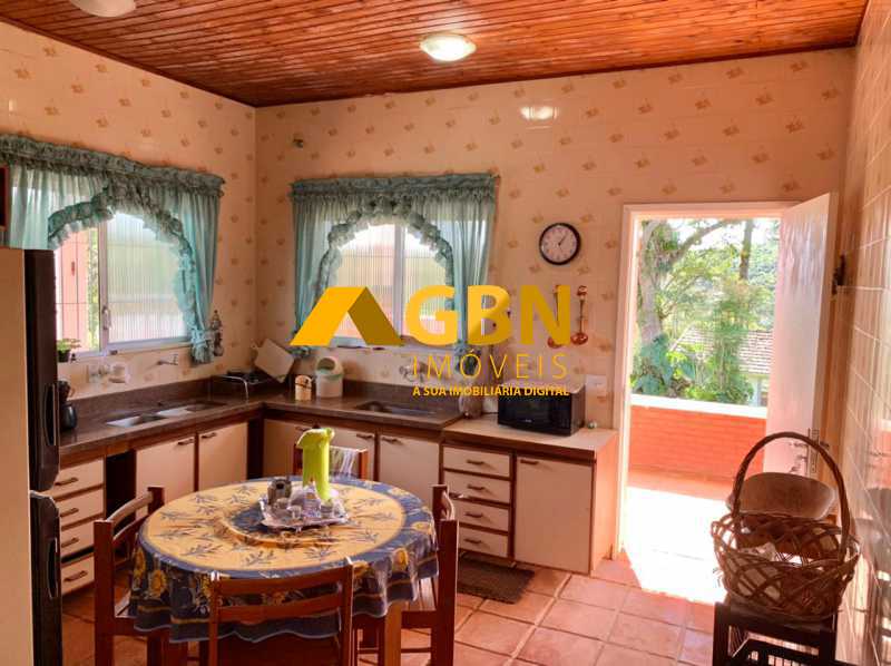 Chácara à venda com 6 quartos, 600m² - Foto 8
