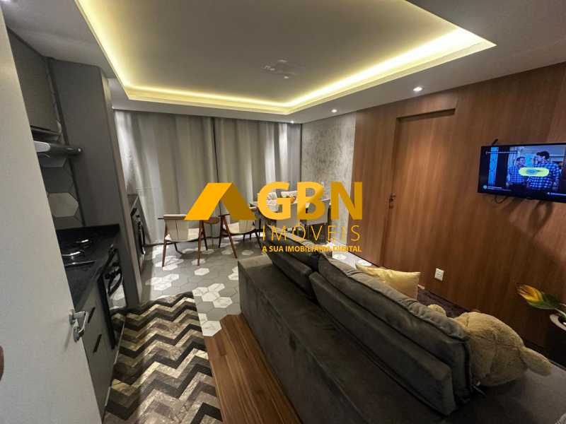 Apartamento à venda com 1 quarto, 32m² - Foto 2