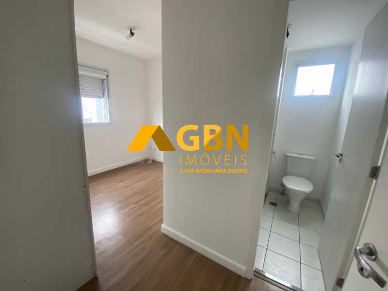 Apartamento para alugar com 2 quartos, 66m² - Foto 4