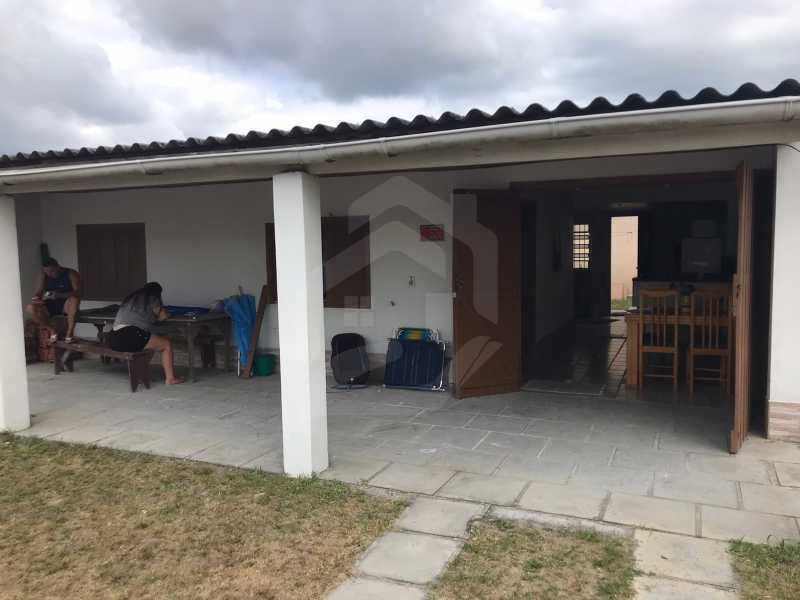 Casa à venda com 4 quartos, 110m² - Foto 1