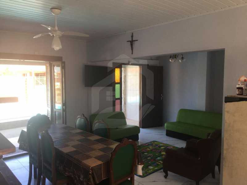 Casa à venda com 5 quartos, 198m² - Foto 3