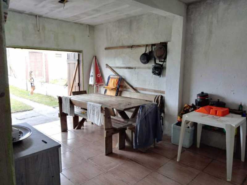 Casa à venda com 2 quartos, 130m² - Foto 8