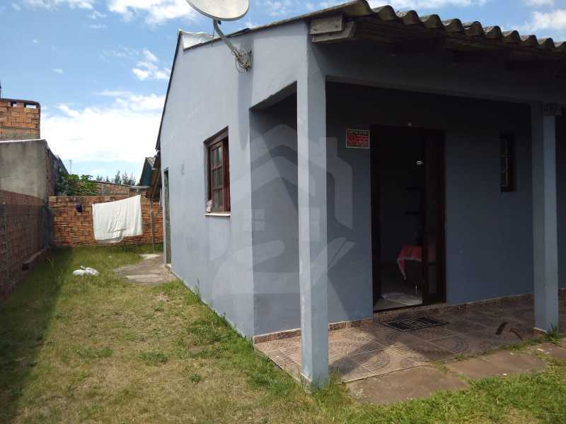 Casa à venda com 2 quartos, 70m² - Foto 12