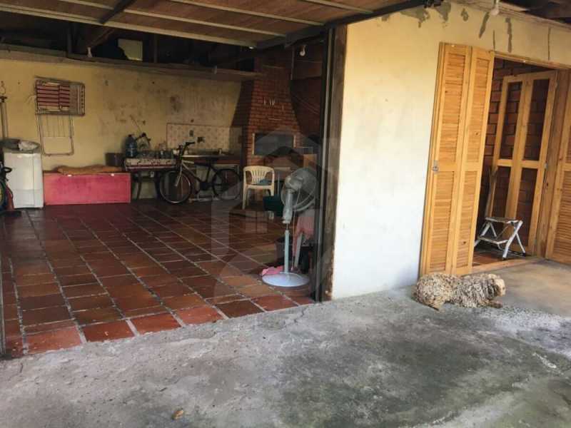 Casa à venda com 4 quartos, 180m² - Foto 12