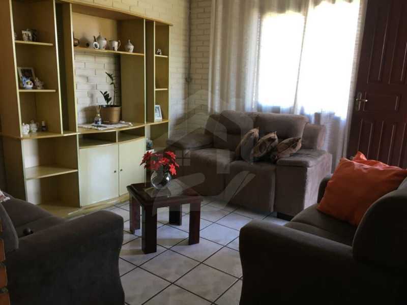 Casa à venda com 4 quartos, 180m² - Foto 2